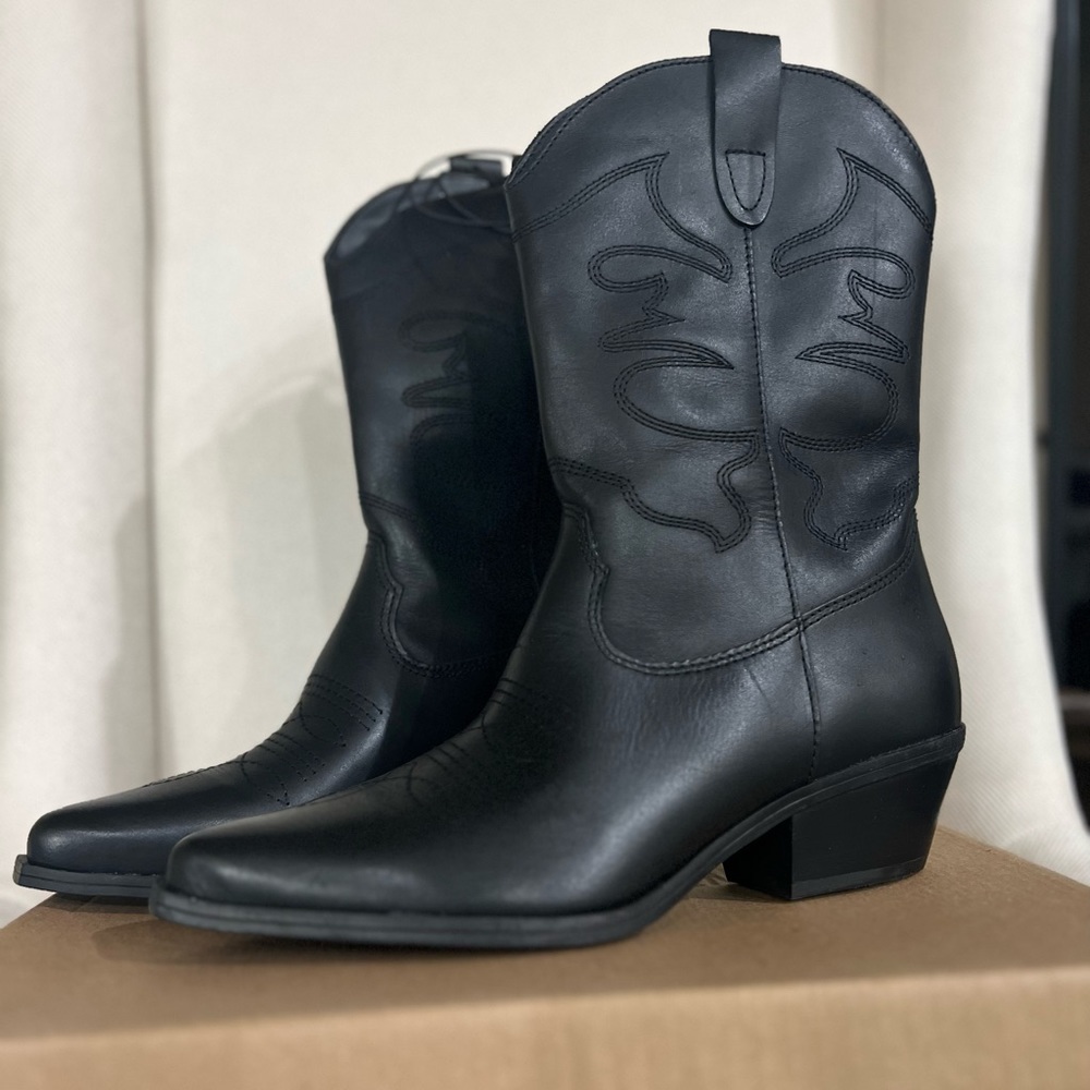 Women leather Steve Madden black cowboy cowgirl boots western multi sizes